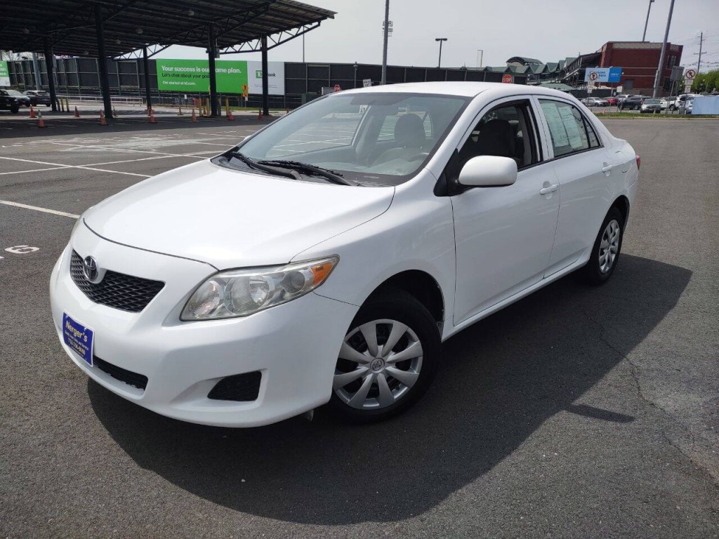 2009 Toyota Corolla Image 1