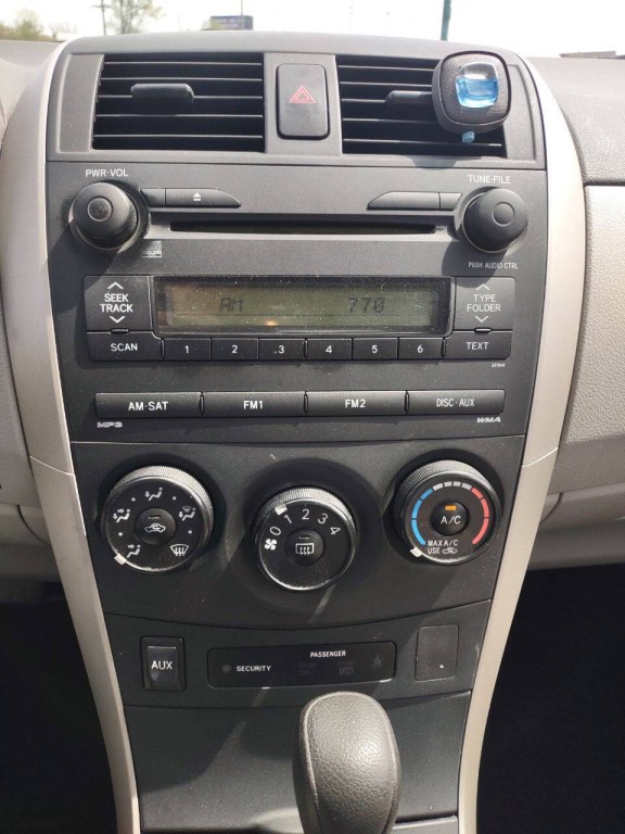 2009 Toyota Corolla Image 13