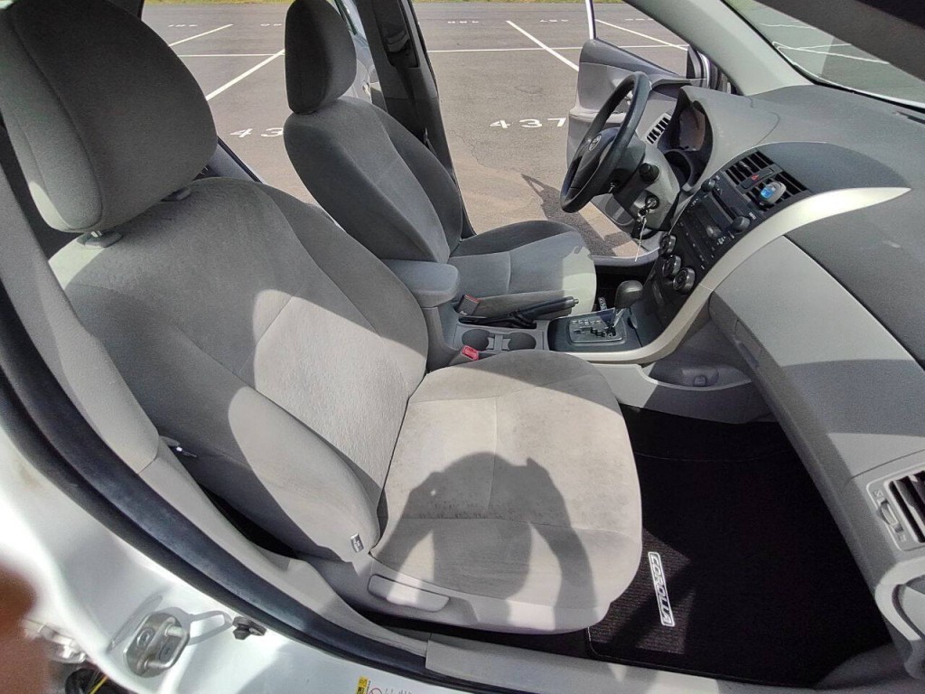 2009 Toyota Corolla Image 17