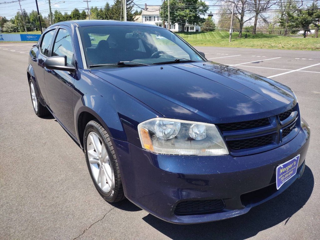 2014 Dodge Avenger Image 4