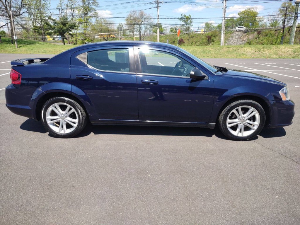 2014 Dodge Avenger Image 5