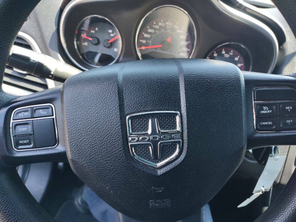 2014 Dodge Avenger Image 12