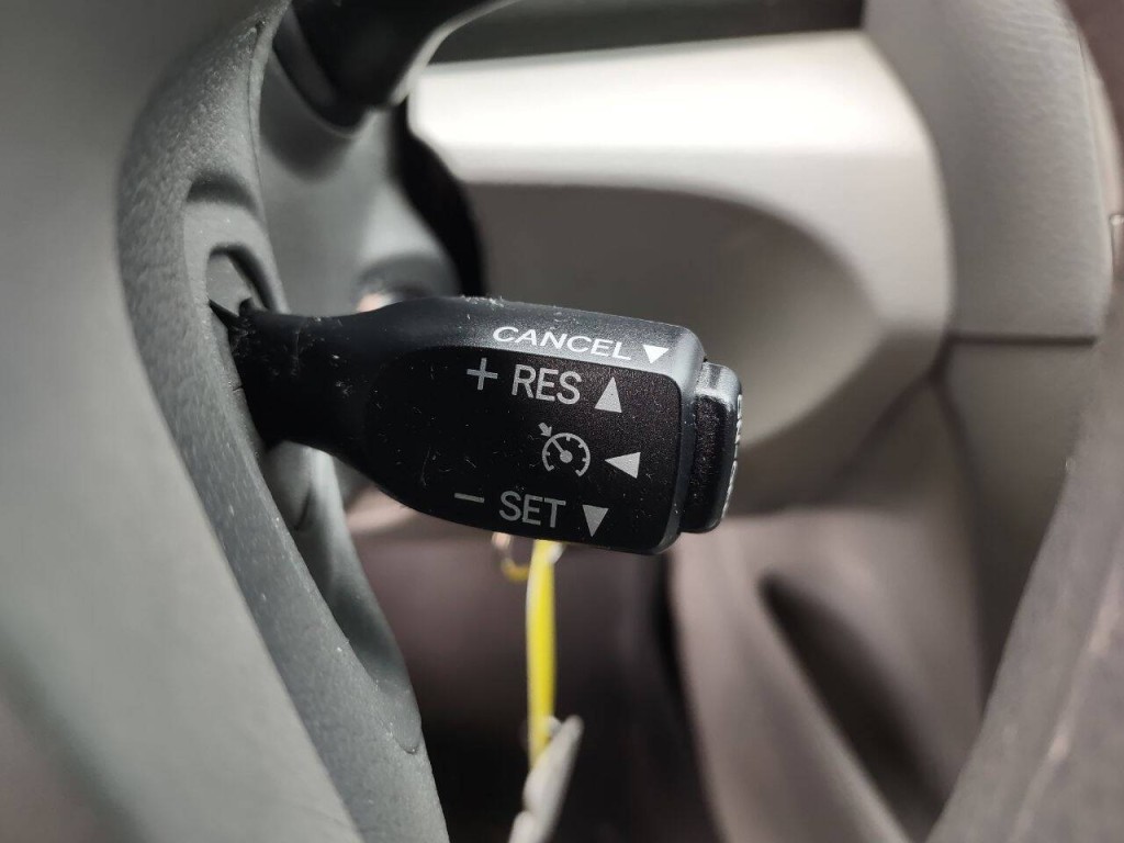2011 Toyota Camry Image 14