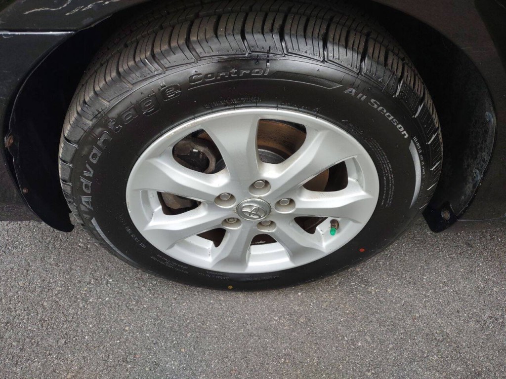 2011 Toyota Camry Image 24
