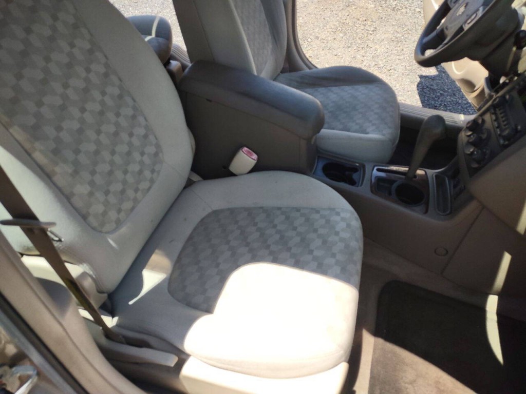 2005 Chevrolet Malibu Image 17