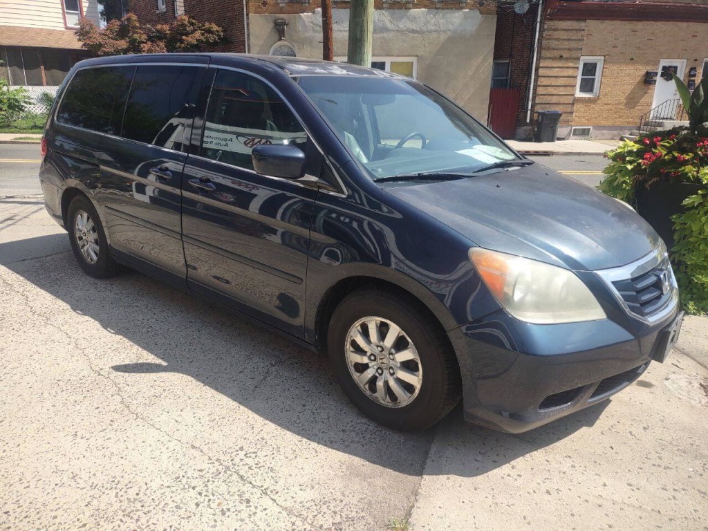 2010 Honda Odyssey Image 3