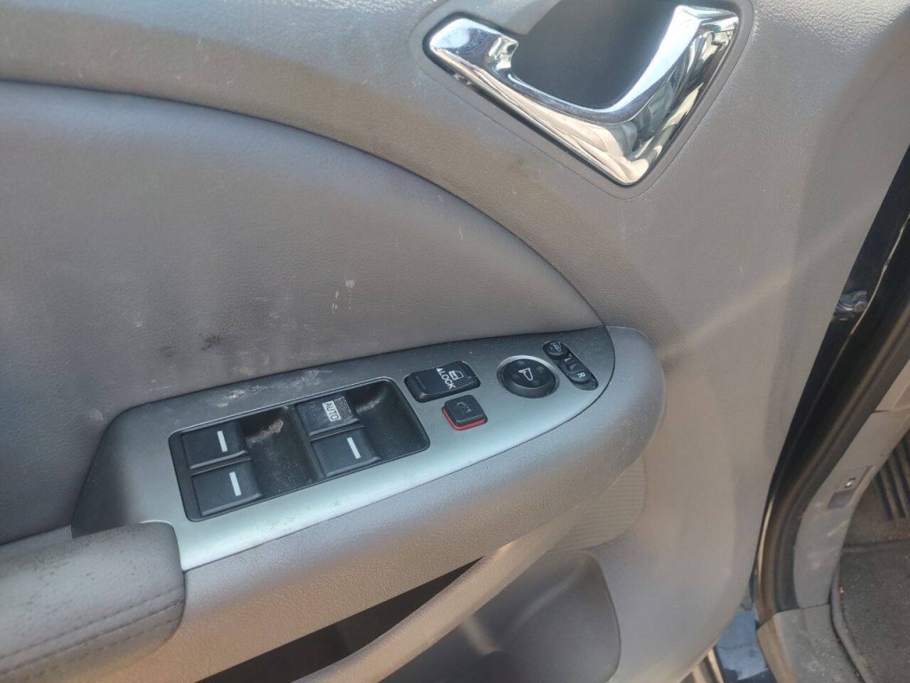2010 Honda Odyssey Image 5