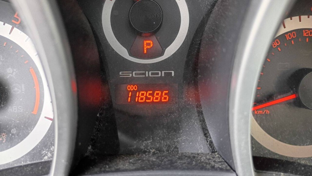 2014 Scion tC Image 13