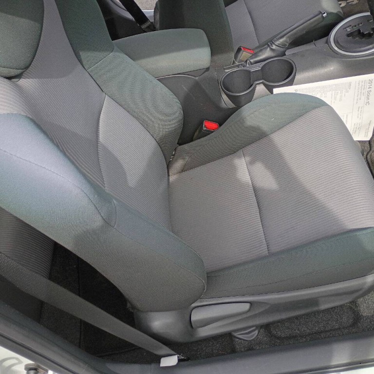 2014 Scion tC Image 18