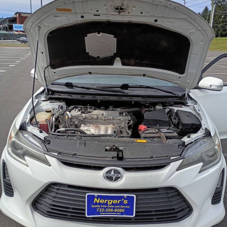 2014 Scion tC Image 23
