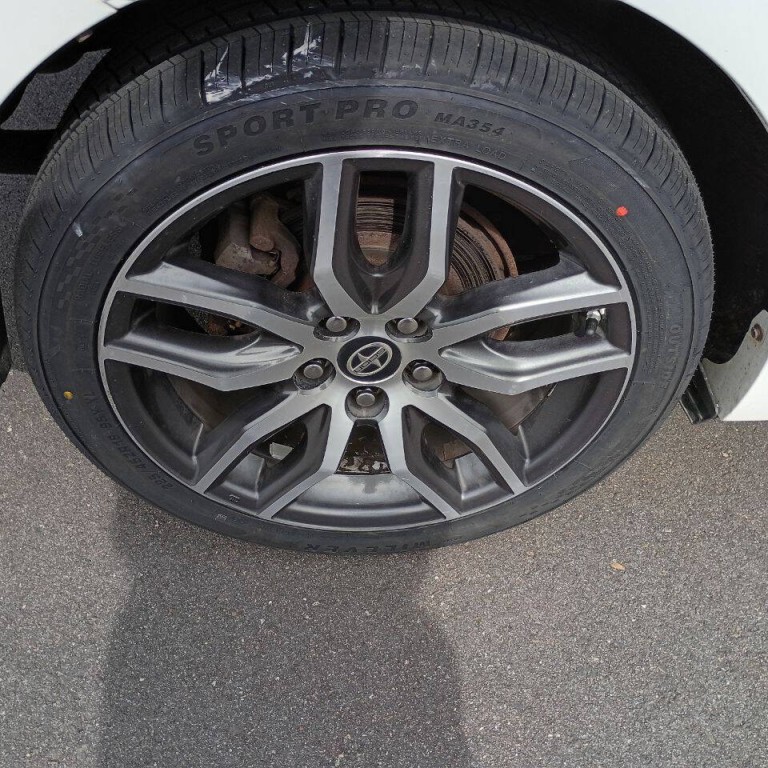 2014 Scion tC Image 27