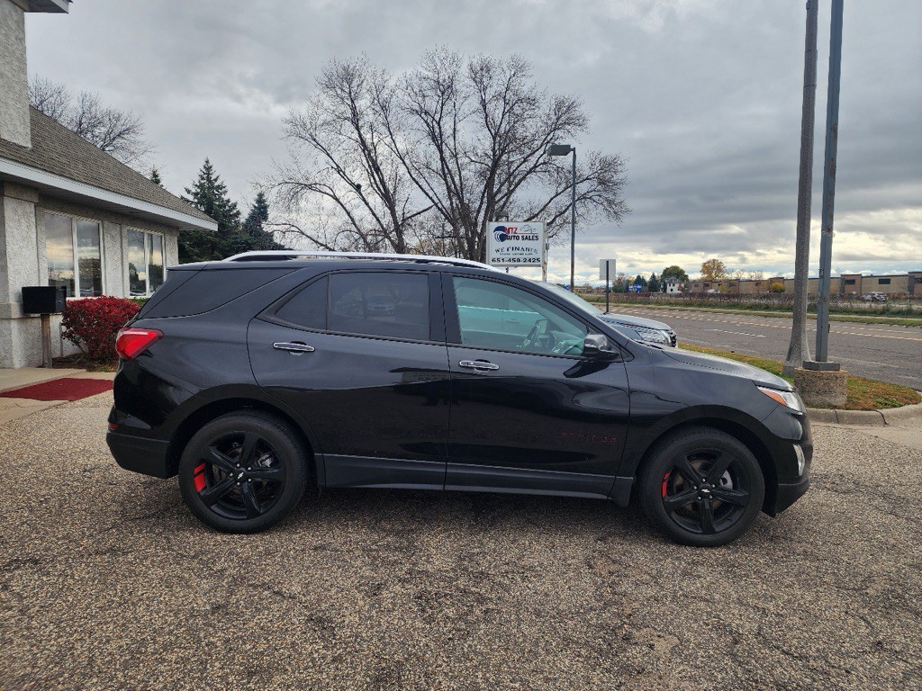 2020 Chevrolet Equinox Image 2
