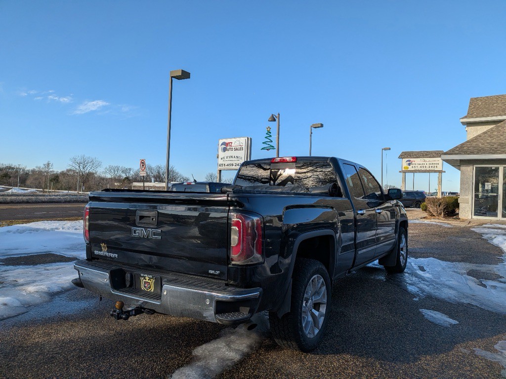 2017 GMC Sierra Image 3