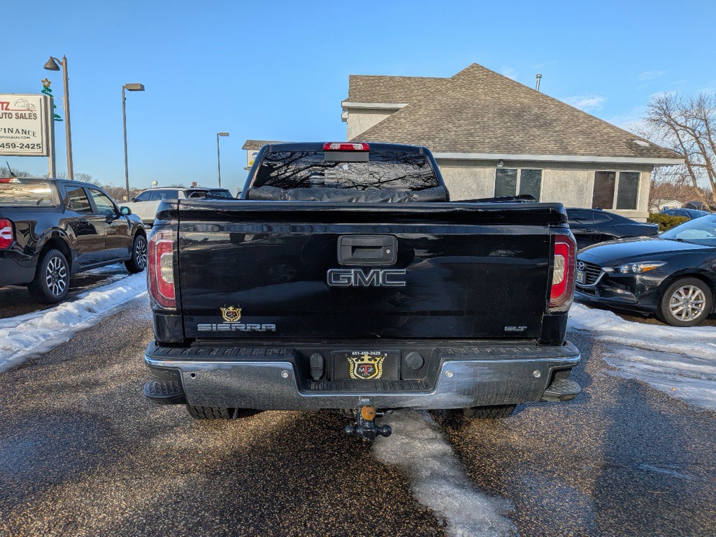 2017 GMC Sierra Image 4