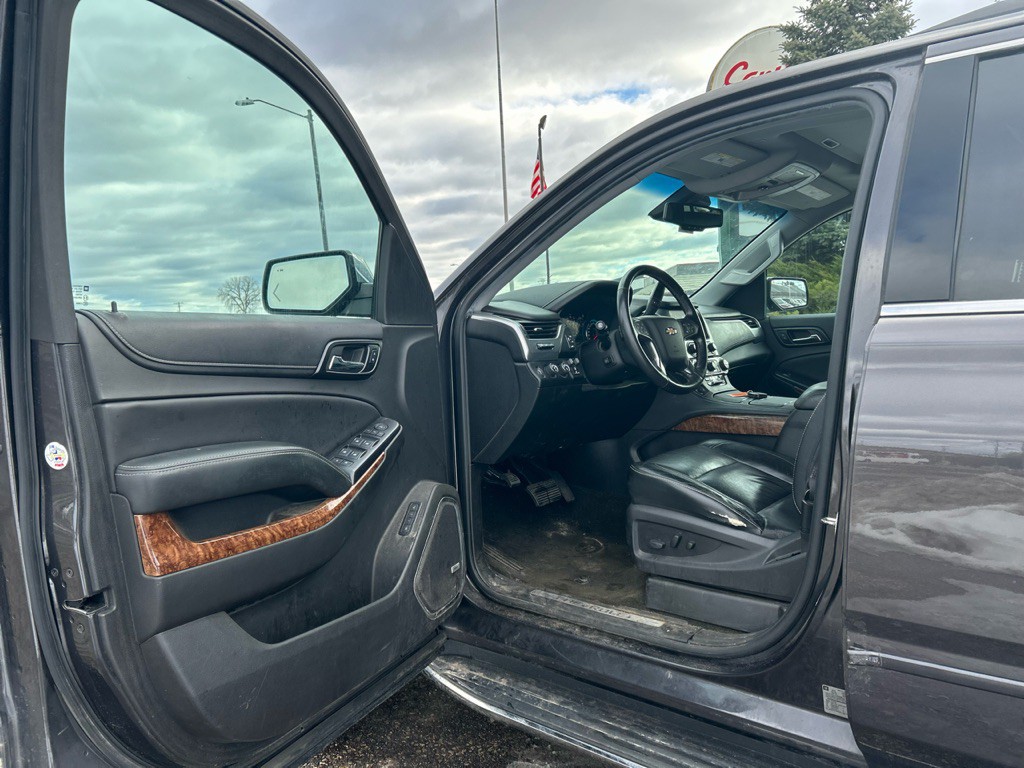 2017 Chevrolet Tahoe Image 10
