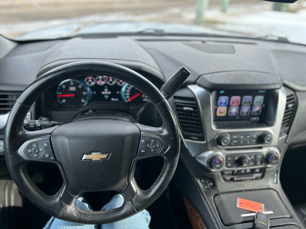 2017 Chevrolet Tahoe Image 12