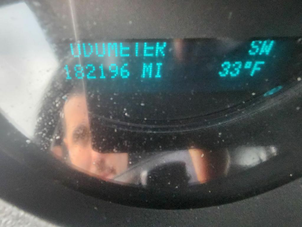 2009 Chevrolet Suburban Image 18