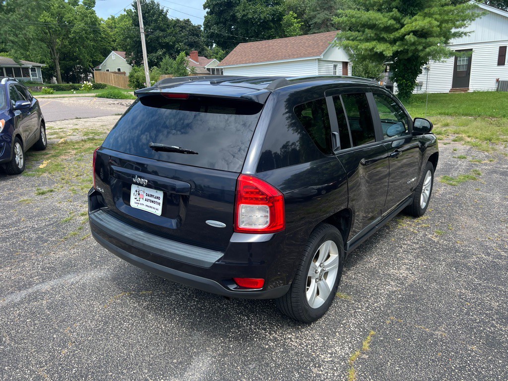 2011 Jeep Compass Image 5
