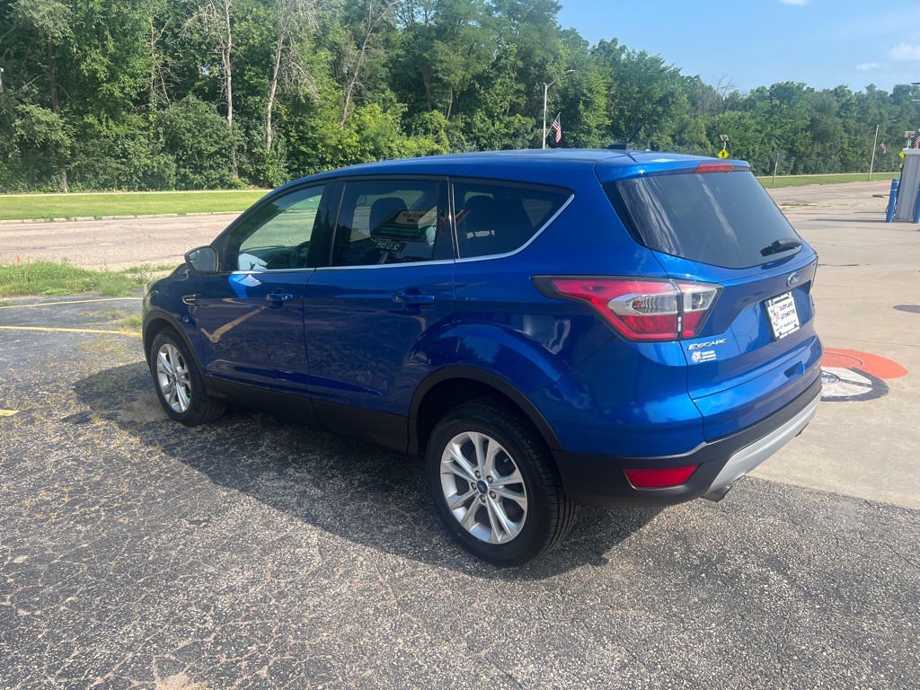 2017 Ford Escape Image 3