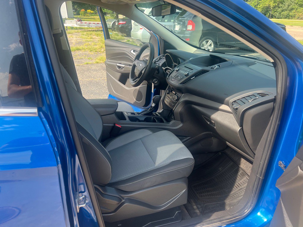 2017 Ford Escape Image 16