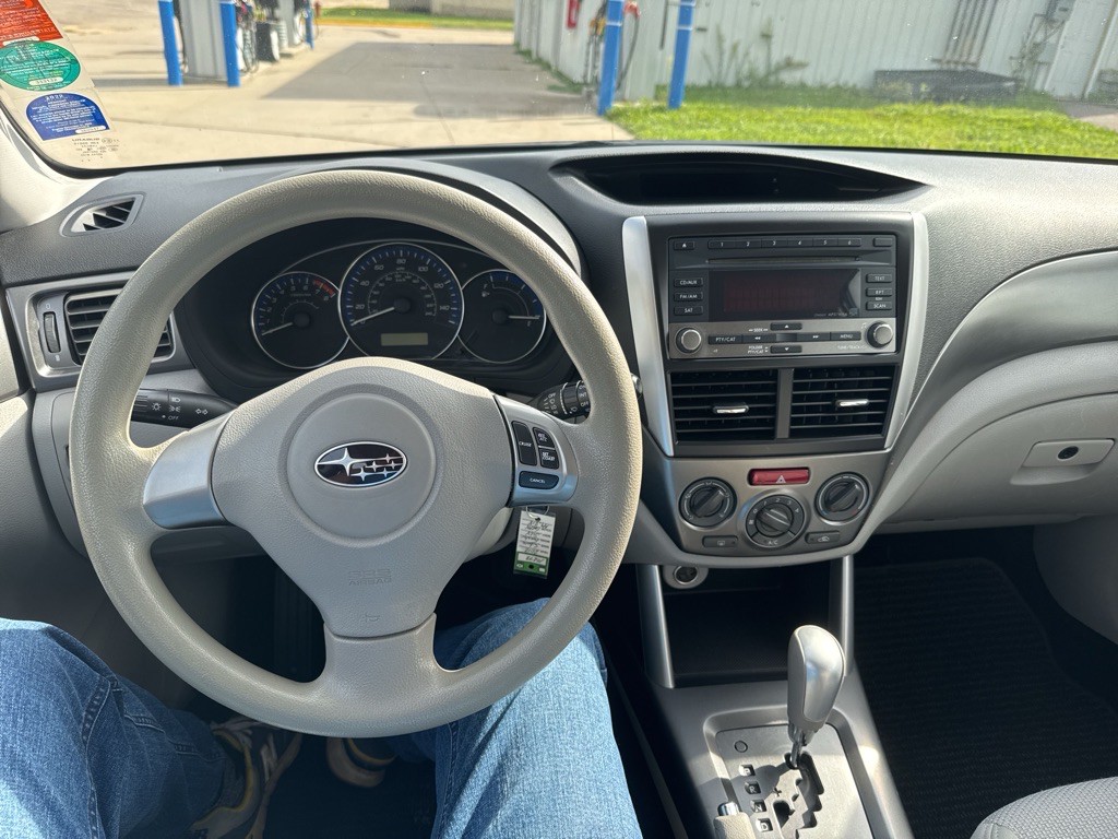 2012 Subaru Forester Image 10