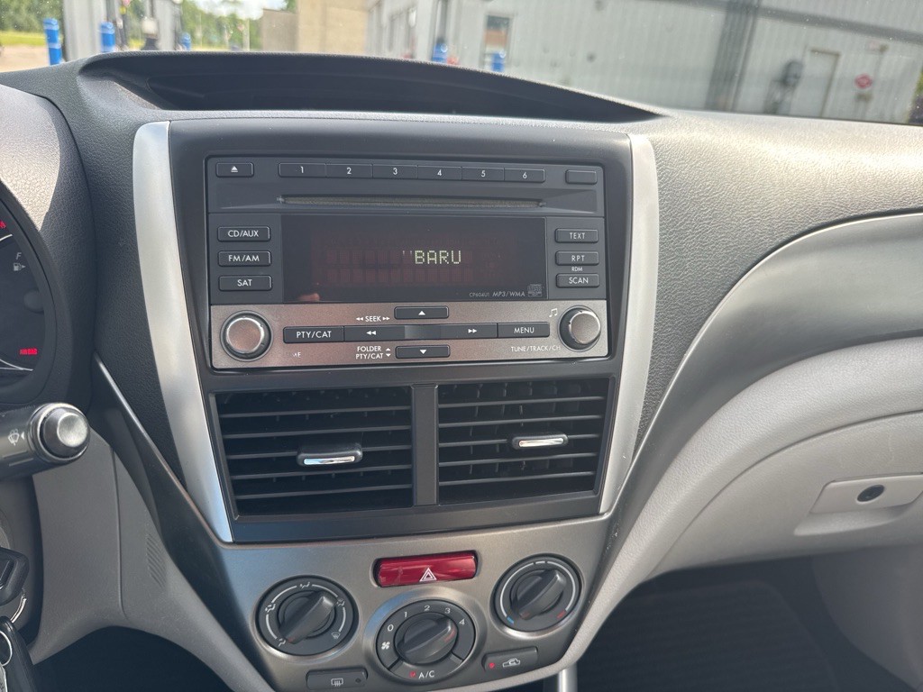 2012 Subaru Forester Image 12