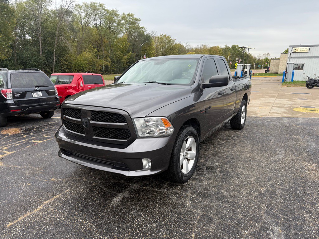 2014 RAM 1500 Image 1