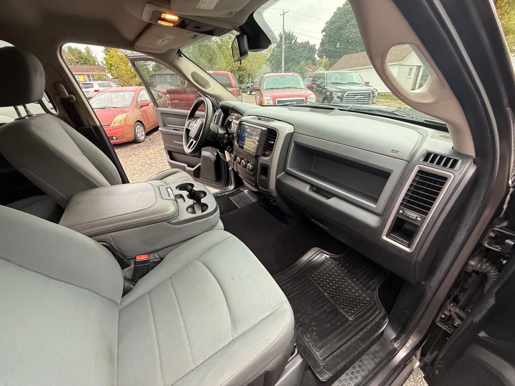 2014 RAM 1500 Image 14