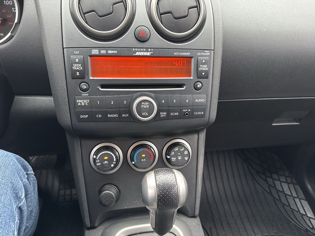 2009 Nissan Rogue Image 16