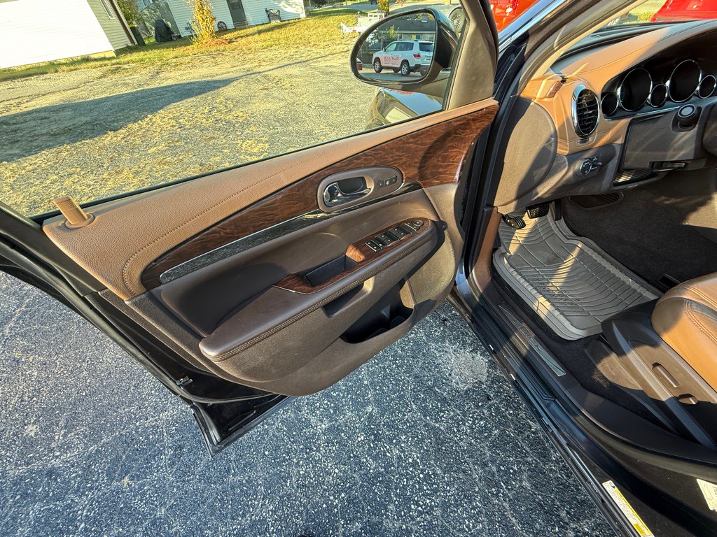 2014 Buick Enclave Image 9