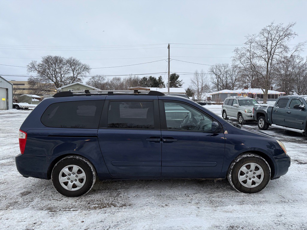 2008 Kia Sedona Image 9