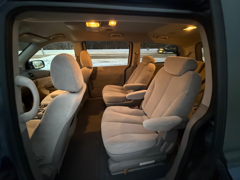 2008 Kia Sedona Image 14