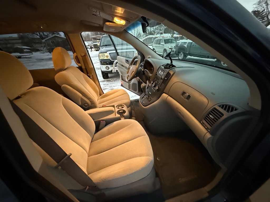 2008 Kia Sedona Image 18