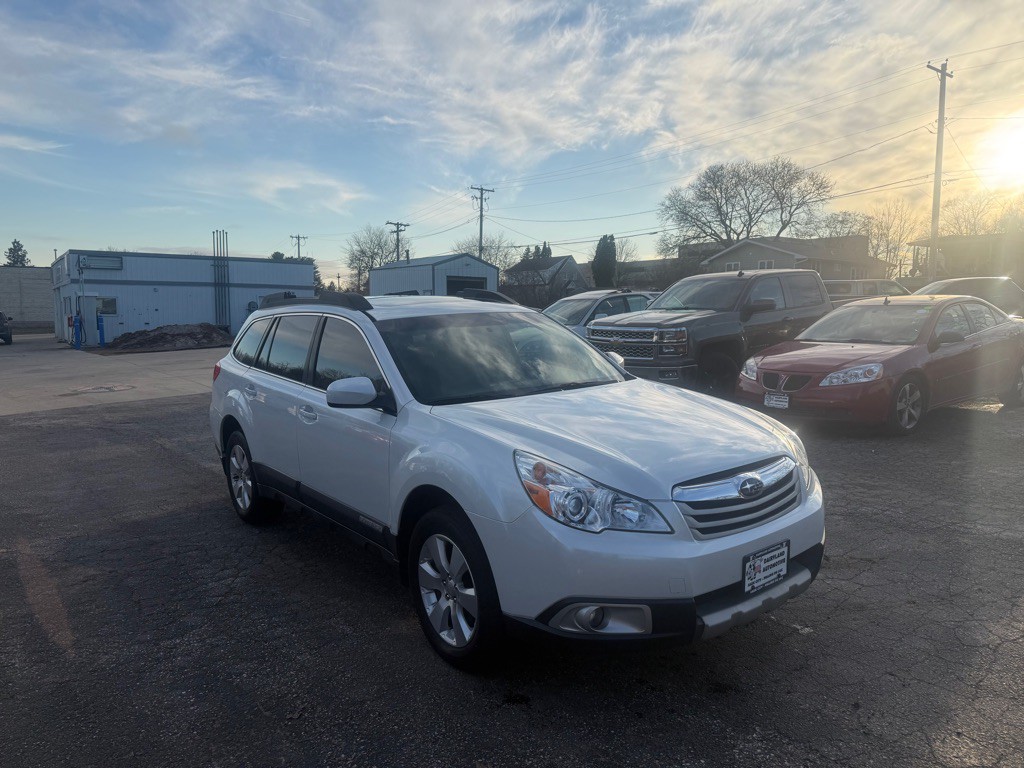 2010 Subaru Outback Image 7