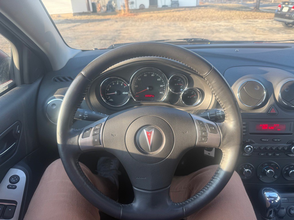 2007 Pontiac G6 Image 16