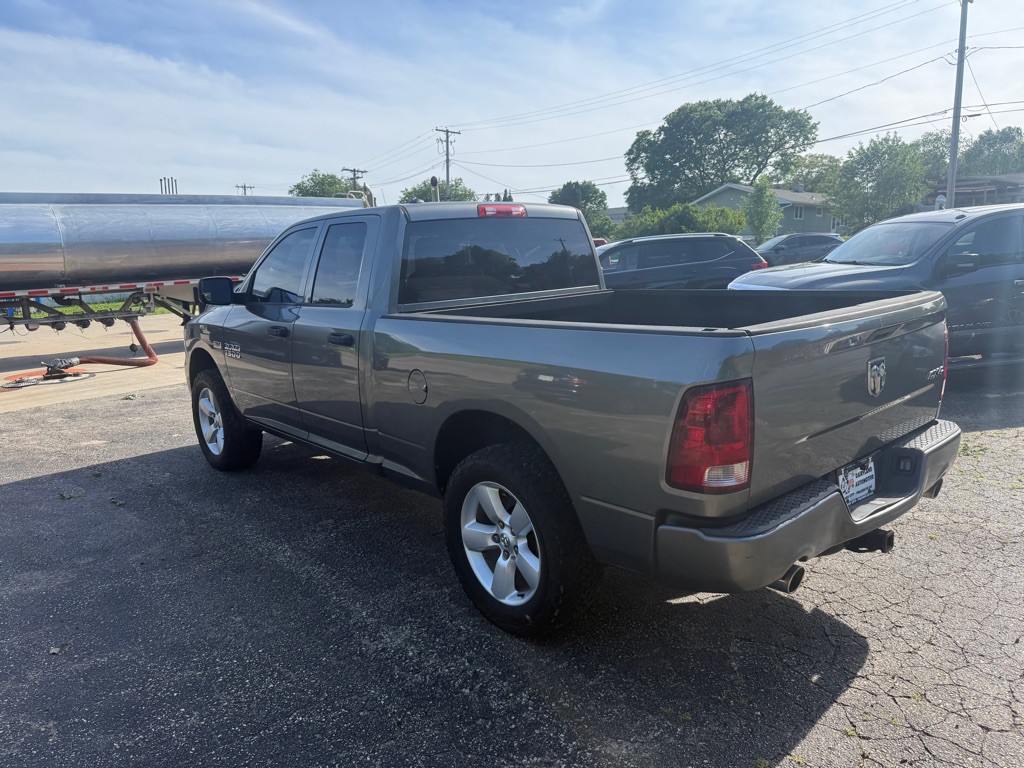 2013 RAM 1500 Image 3