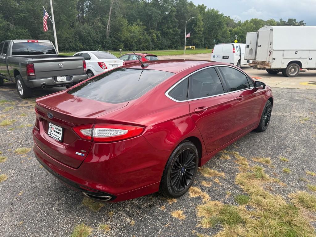 2016 Ford Fusion Image 5
