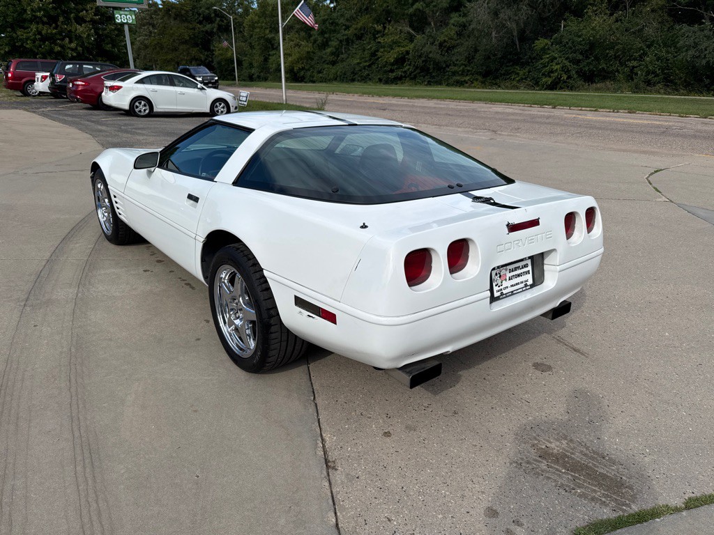 1994 Chevrolet Corvette Image 3