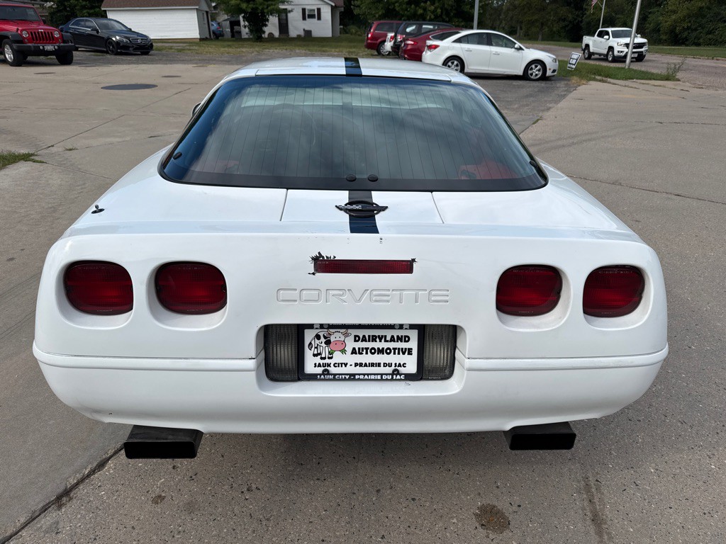 1994 Chevrolet Corvette Image 4
