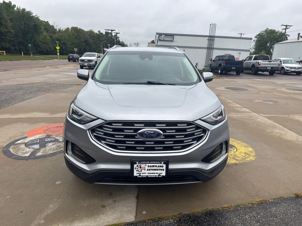 2020 Ford Edge Image 2