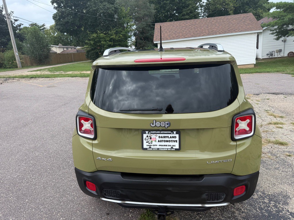 2015 Jeep Renegade Image 8