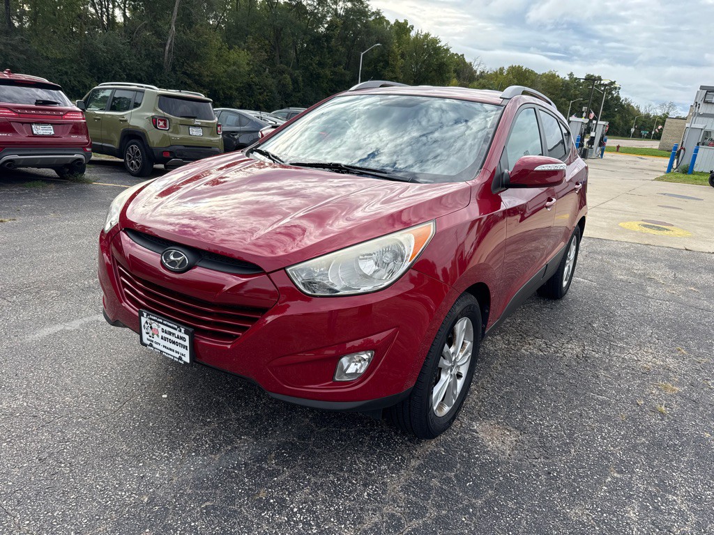 2013 Hyundai Tucson Image 1