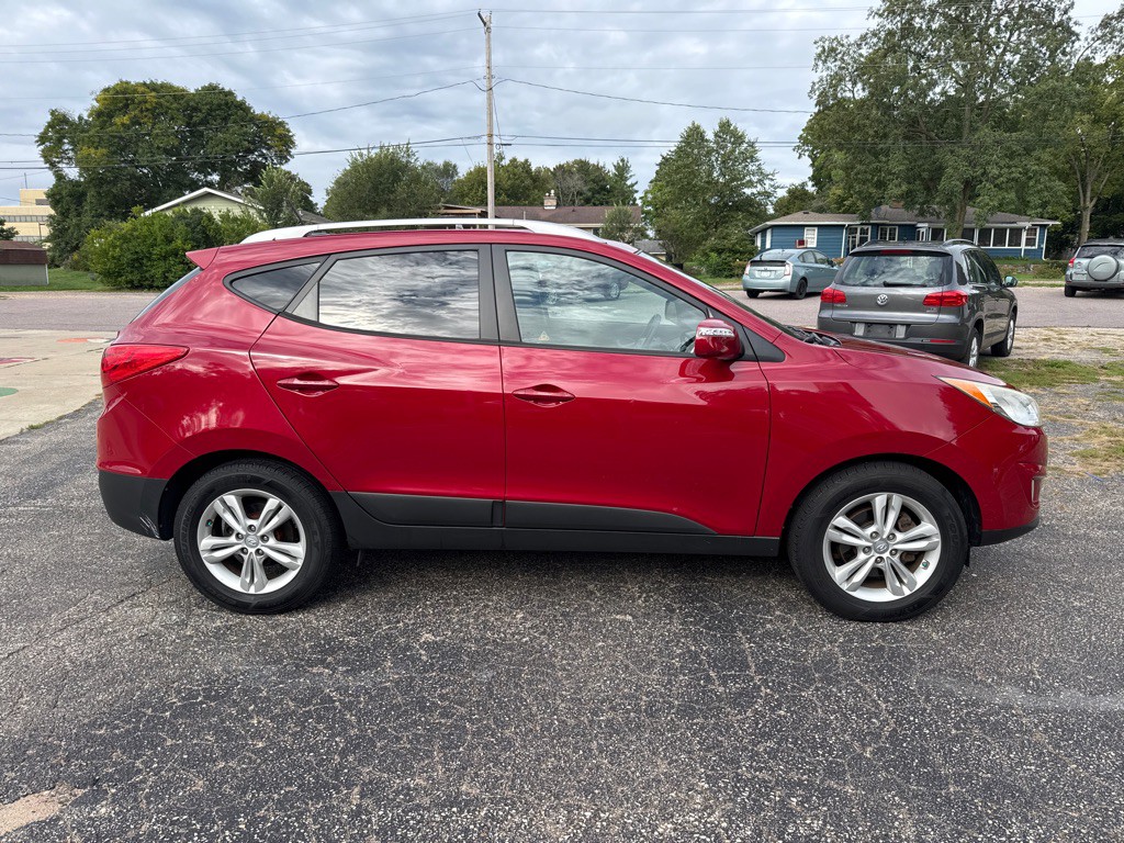 2013 Hyundai Tucson Image 4