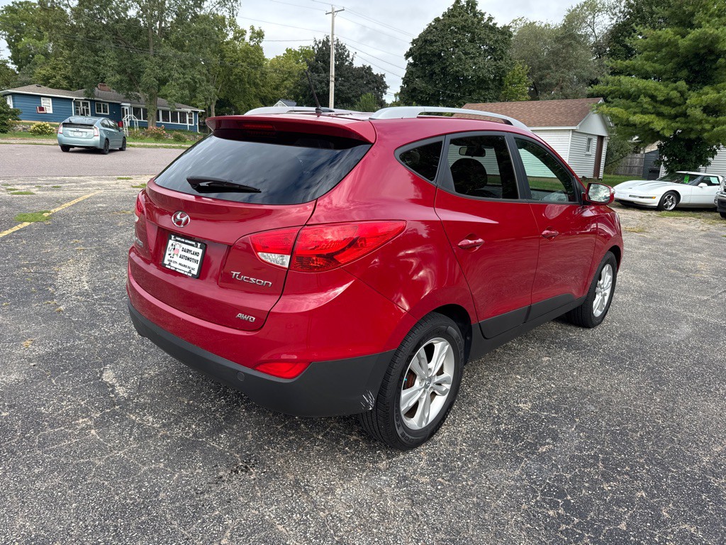 2013 Hyundai Tucson Image 5