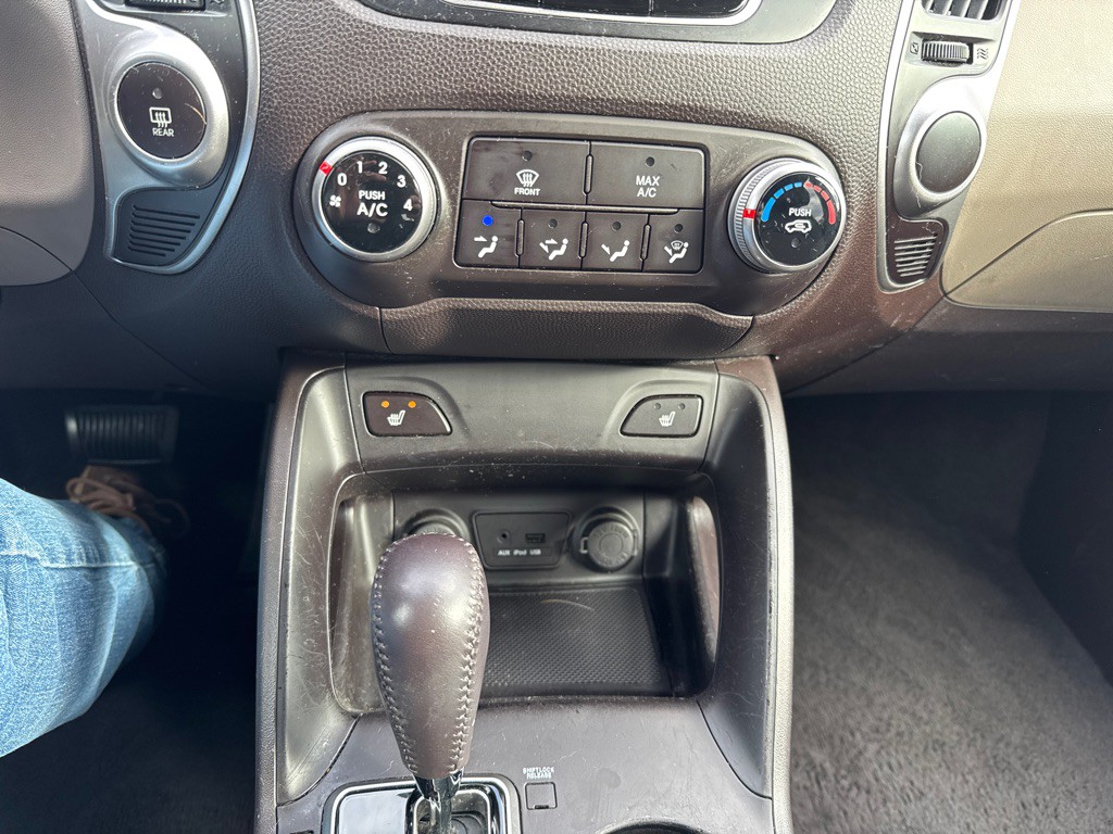 2013 Hyundai Tucson Image 13