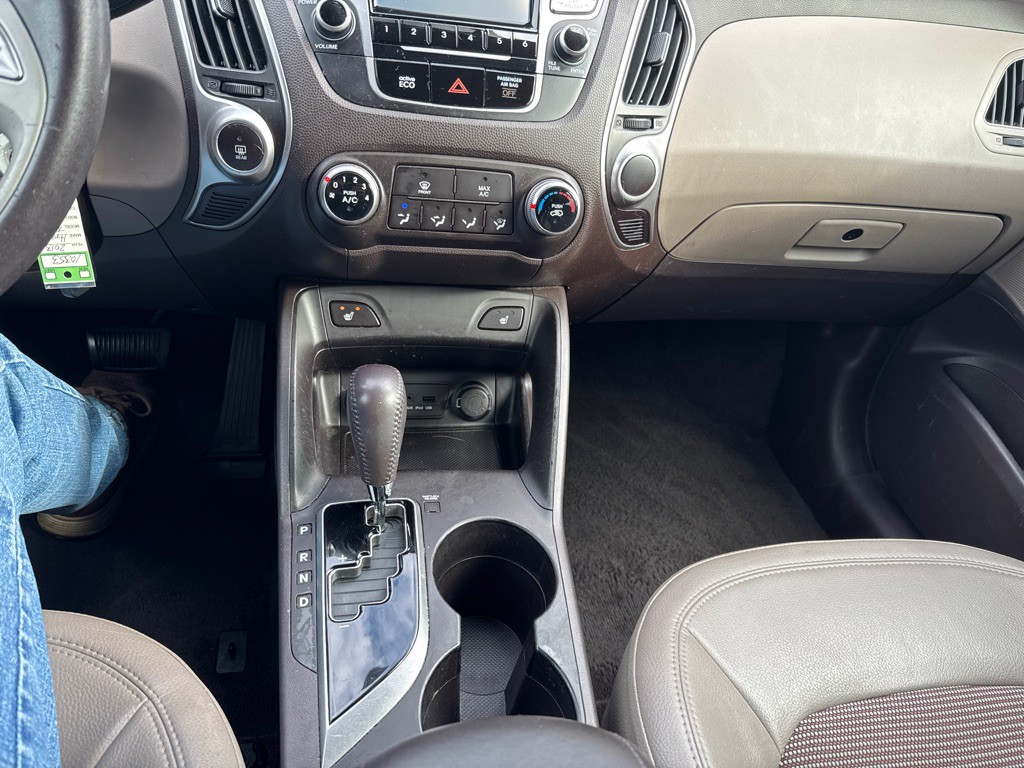 2013 Hyundai Tucson Image 14