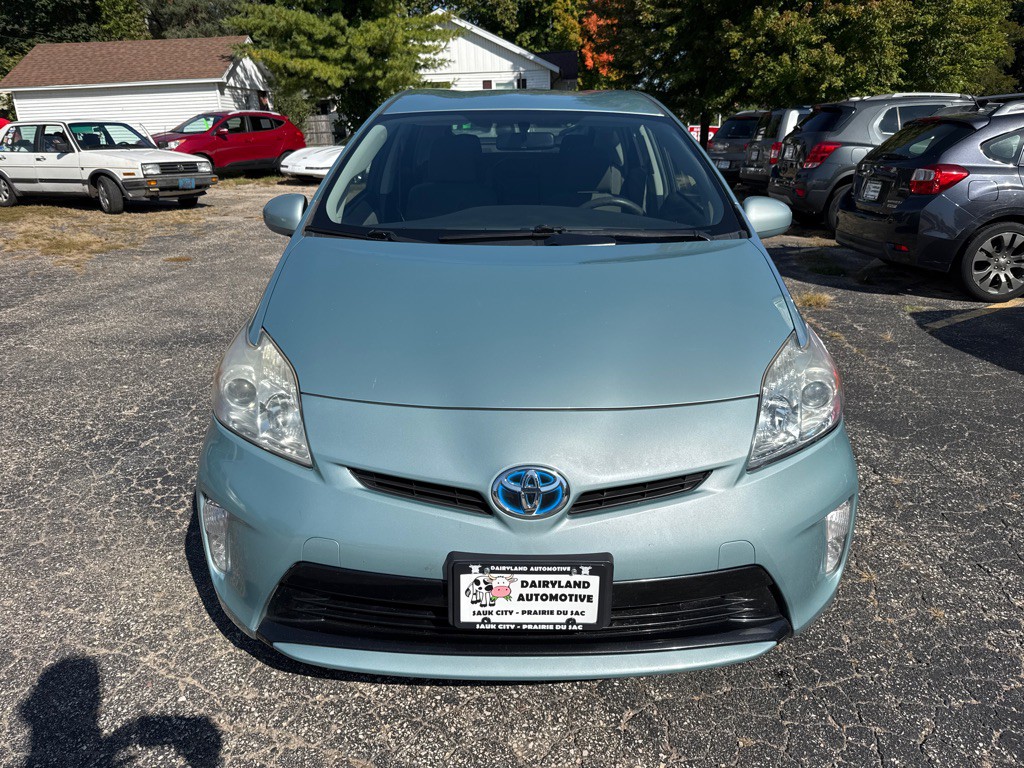 2013 Toyota Prius Image 2