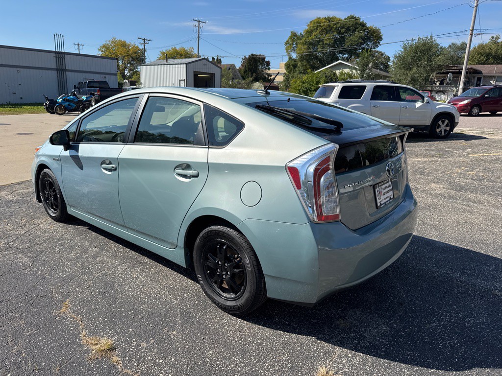 2013 Toyota Prius Image 7