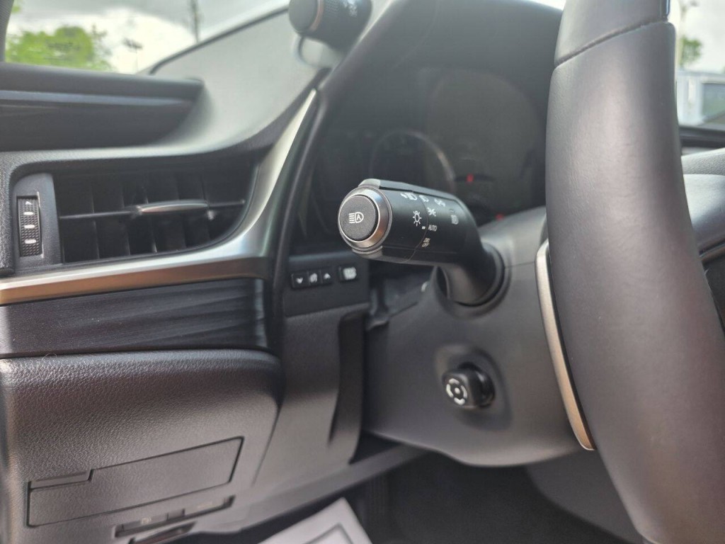 2021 Lexus ES 350 Image 21