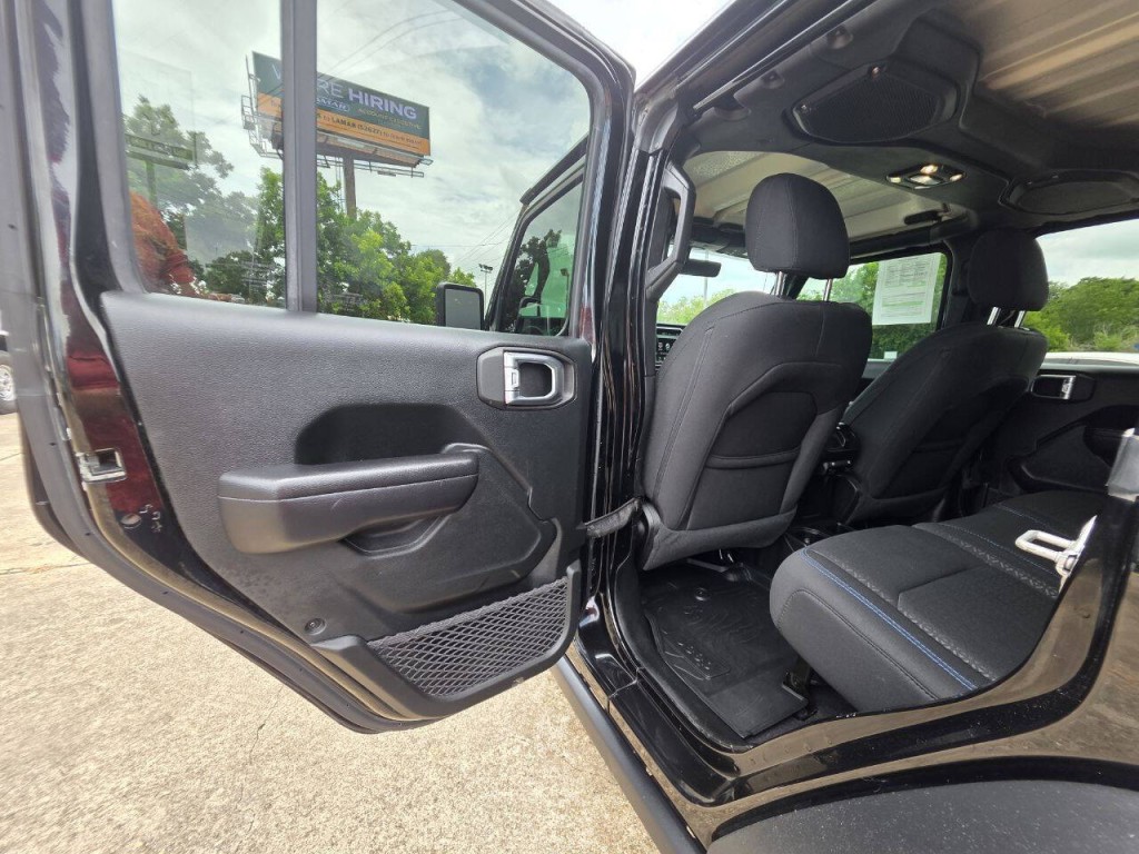 2021 Jeep Wrangler Unlimited Image 23